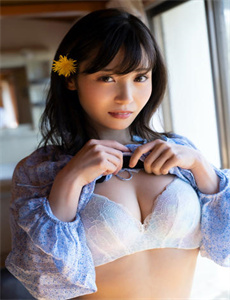 《数学课代表趴下让我桶的作文-少女写真哔哩哔哩》