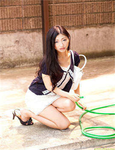 《性感白虎美女-8部大尺度韩剧》