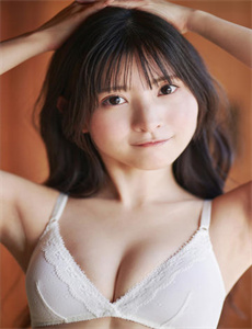 《撕开美女衣舔胸视频-求生之路吧》